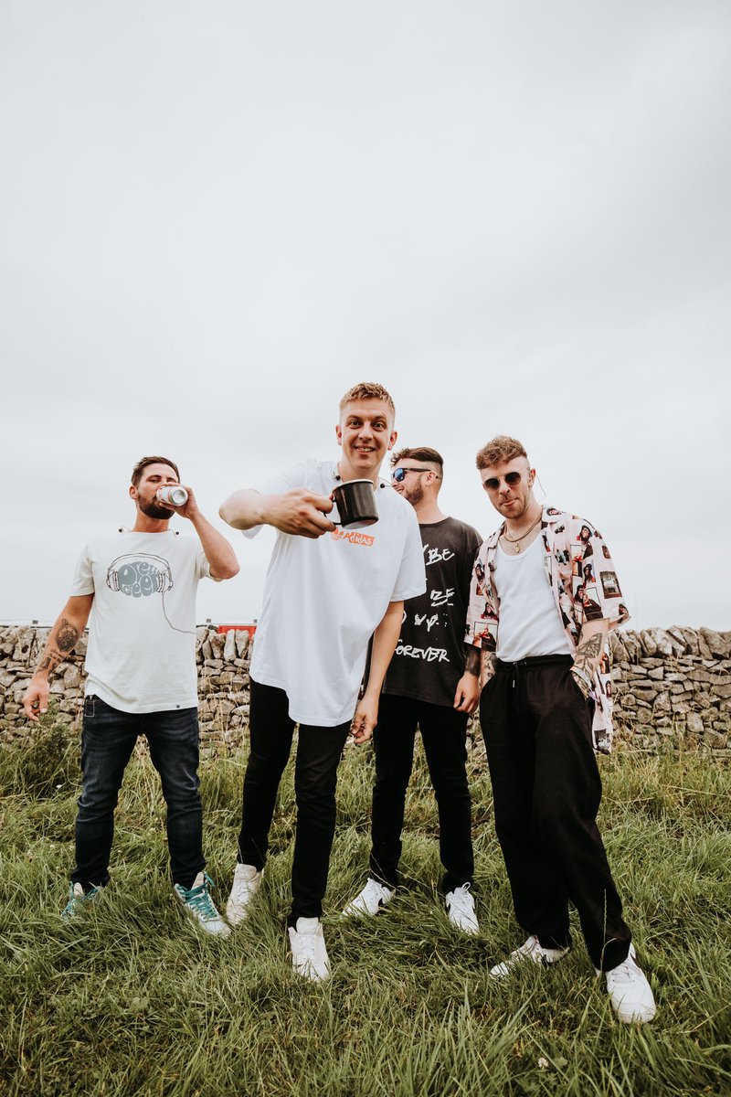ynotfestival's tweet photo. ALL REYTONS 👊

Reytons absolutely smashed the Quarry stage last year and they’re back to take on the main stage in 2023!

This is gunna be mad💥 https://t.co/1b2JafdpS6 https://t.co/L7tJXqNRhS