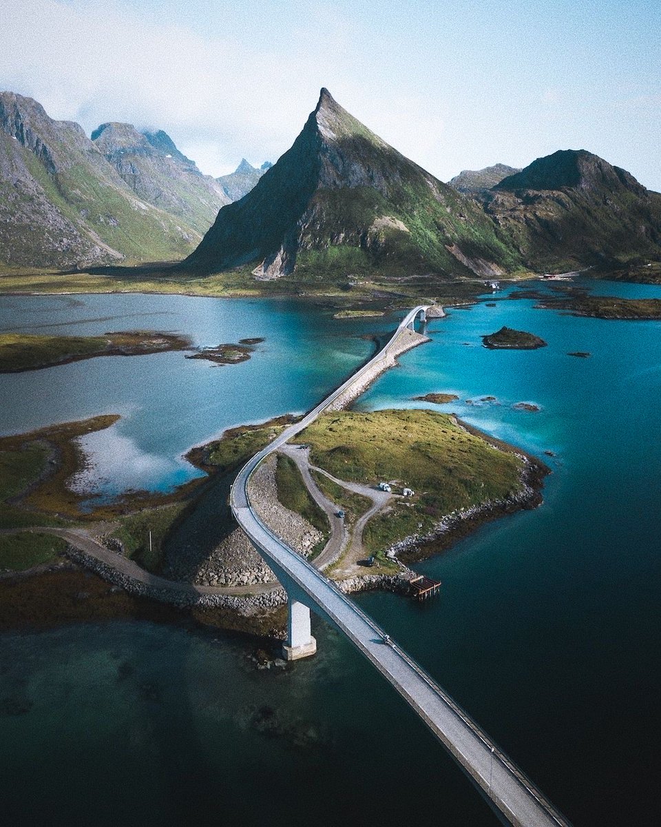 VWT_Travel's tweet photo. The Norwegian coast has us inspired.🇳🇴
Our very own Valerie Ann Wilson will become godmother to @SwanHellenic Diana on May 4th, followed by an 11-day maiden voyage from Amsterdam to Trosmo, “Norway Explored.”
Contact your VWT Travel Advisor or travel@vwti.com to learn more. https://t.co/C1fHq9Sq5r