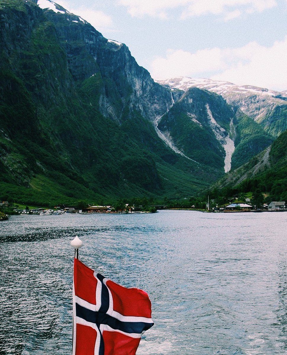 VWT_Travel's tweet photo. The Norwegian coast has us inspired.🇳🇴
Our very own Valerie Ann Wilson will become godmother to @SwanHellenic Diana on May 4th, followed by an 11-day maiden voyage from Amsterdam to Trosmo, “Norway Explored.”
Contact your VWT Travel Advisor or travel@vwti.com to learn more. https://t.co/C1fHq9Sq5r