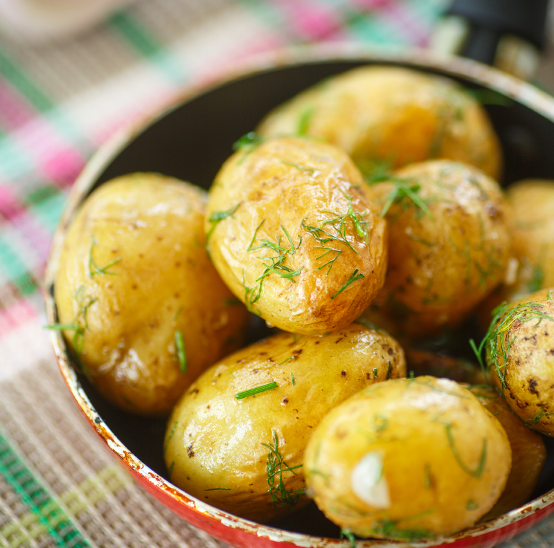 CookCtyHealth's tweet image. Headed to the farmer’s market? Look for new potatoes, which come up in early spring. Their skin is tender enough to eat and full of healthy fiber! #springveggies #springproduce