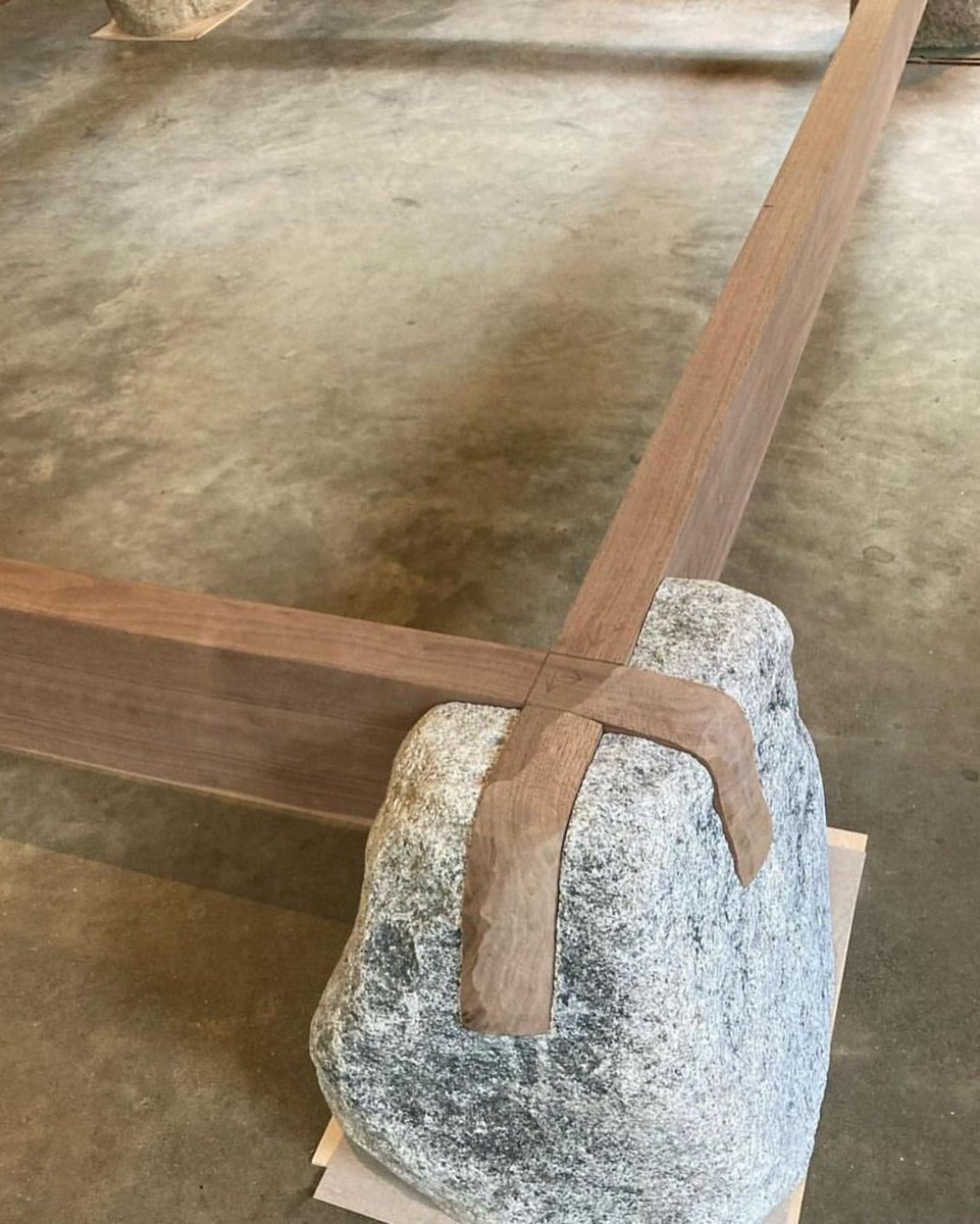 MesmerizeD_it's tweet image. Japanese bed frame 
Design by @stebbinsdesign in collaboration with @atelierscourbet

Visit: mesmerized.it

#designideas #designboom #architecture_hunter #designmilk #designers #Designmilk #decor #2022 #productdesign