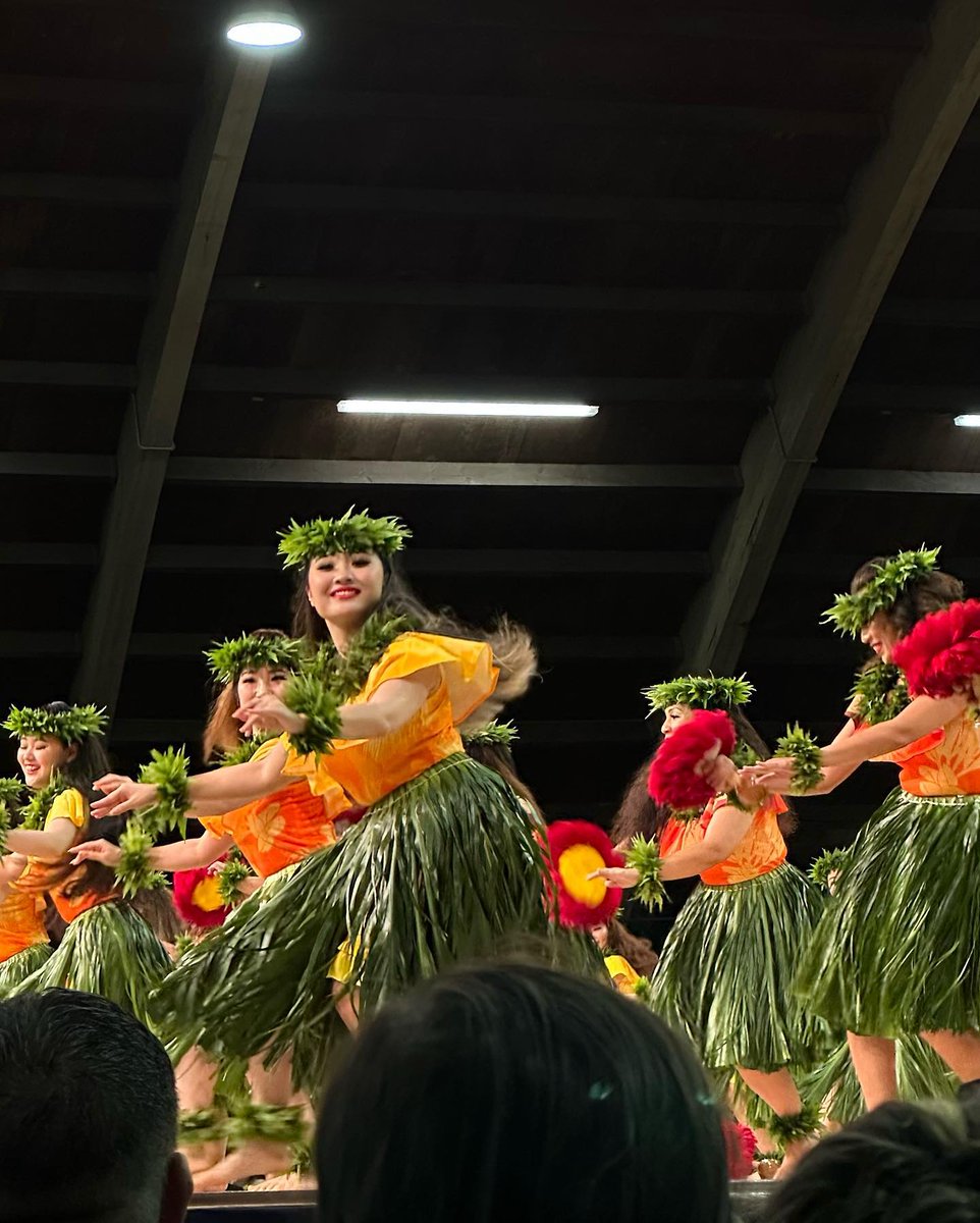 waiakea's tweet image. The energy in Hilo is unmatched this time of year! Proud to be a part of The 60th Annual Merrie Monarch Festival, as it pays tribute to to hula icon, Kumu Hula Johnny Lum-Ho, who’s vision and hālau pushed the boundaries of hula and celebrating all things Hawaiʻi 🌺 #merriemonarch