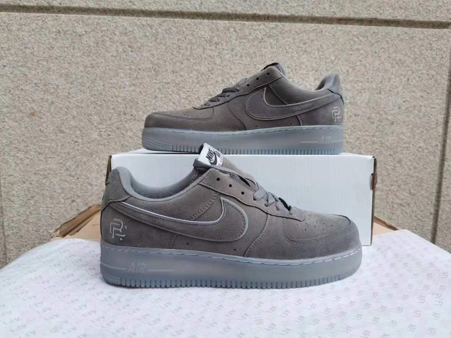 Mwacheezy Collection on Twitter: "Are you a fan of the Reigning Champ x Nike  Air Force 1 Low 'Reflective'? Size 40 to 45 retailing at Ksh.3900  #IkoKiatuKe https://t.co/QlNVbaerEc" / Twitter