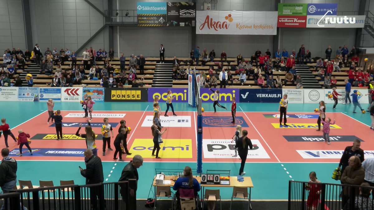 Pitkä erätauko on monen lentisjunnun viikon kohokohta. Eihän kielletä noita pelejä ikinä, eihän? #lentis #mestaruusliiga <a href="/AkaaVolley/">Akaa-Volley</a> <a href="/VaLePaSastamala/">VaLePaSastamala</a>