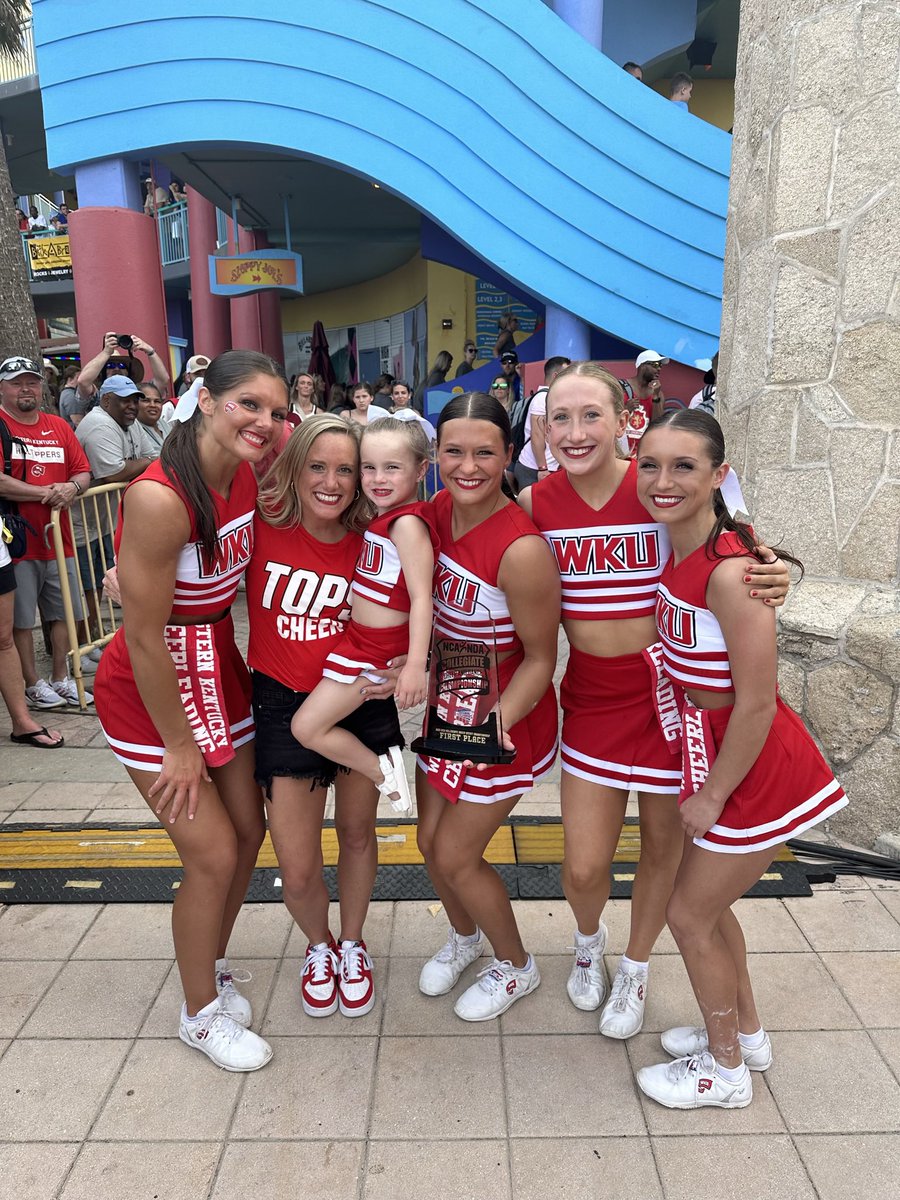WKU Cheer tweet media