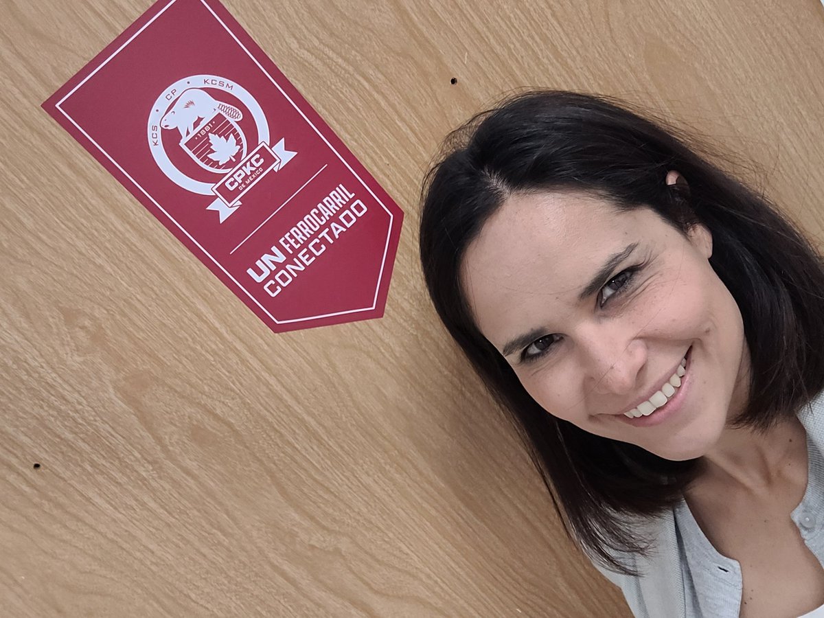 BereAlca13's tweet photo. Nuestra pasión nos une! Conectando a Norteamérica con @CPKCrail_ escribiendo historia juntos! https://t.co/MVA62geICu