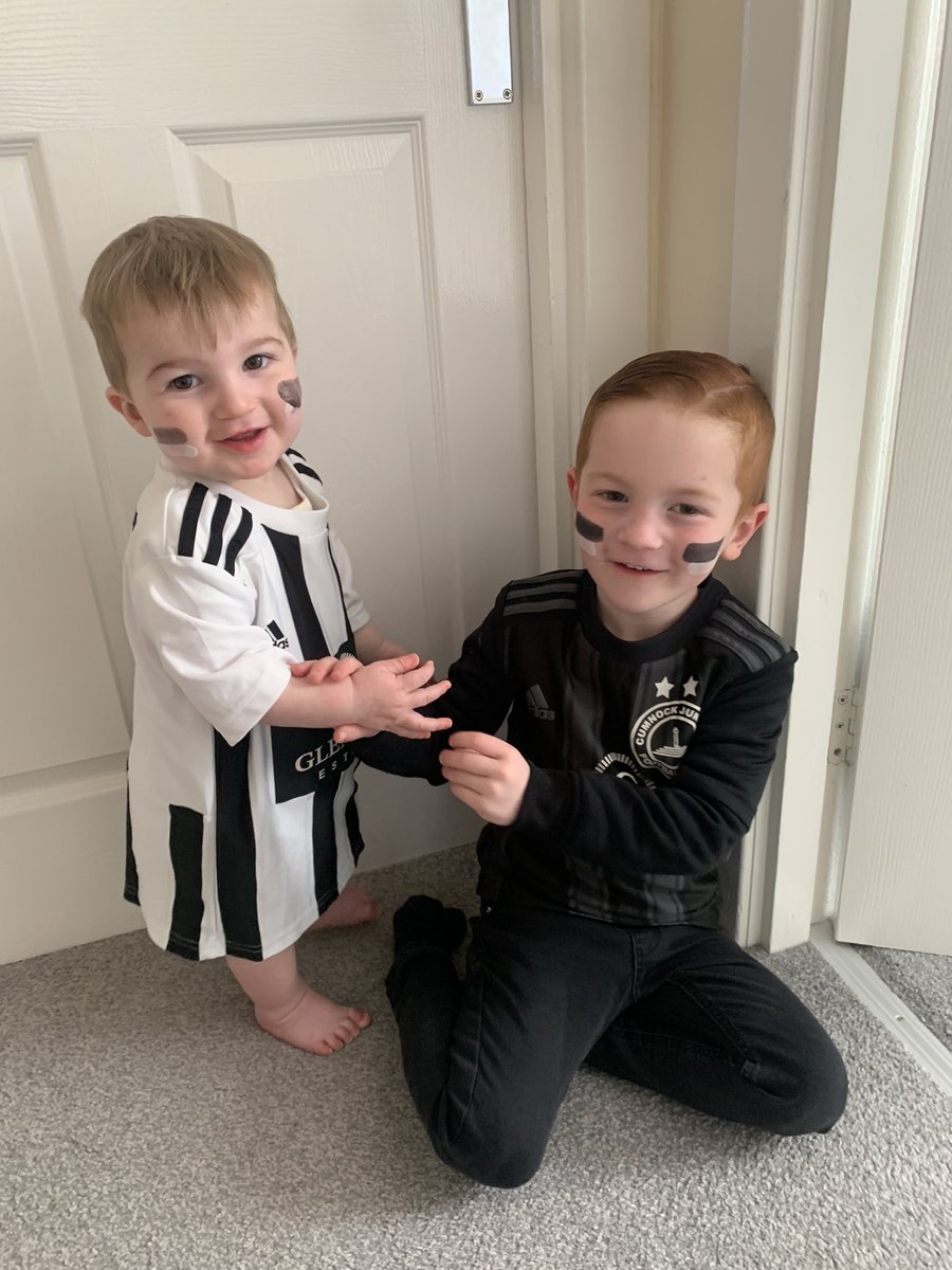 Hoping for another result for Lyle’s memory bank tonight! ATN! <a href="/CumnockJnrsFC/">Cumnock Juniors FC ⭐️⭐️⭐️</a>
