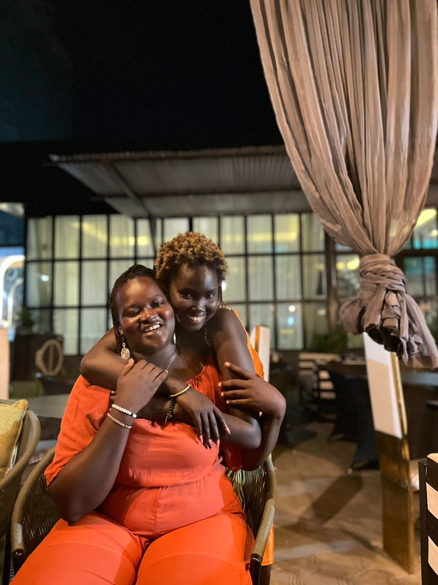 debrama2013's tweet photo. The beauty of a true friendship🥰😍🥰 https://t.co/A9gDzzbeqa