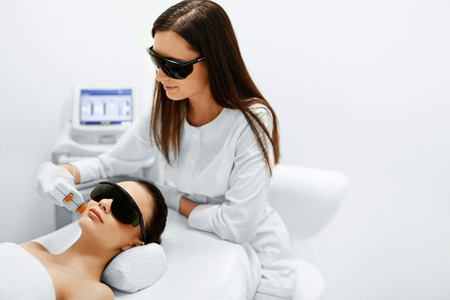 njbeautyspa's tweet photo. #IPL #Photofacials designed to reduce redness, capillaries, freckles, #agespots & sun damage; provided in #FairLawn NJ. https://t.co/MEuJhmjZzp https://t.co/NuHMOwhBxQ