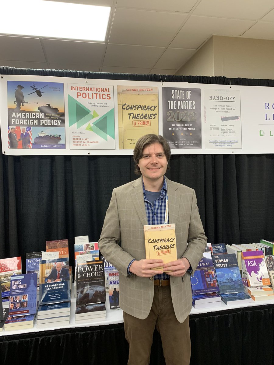 Rowman & Littlefield tweet media