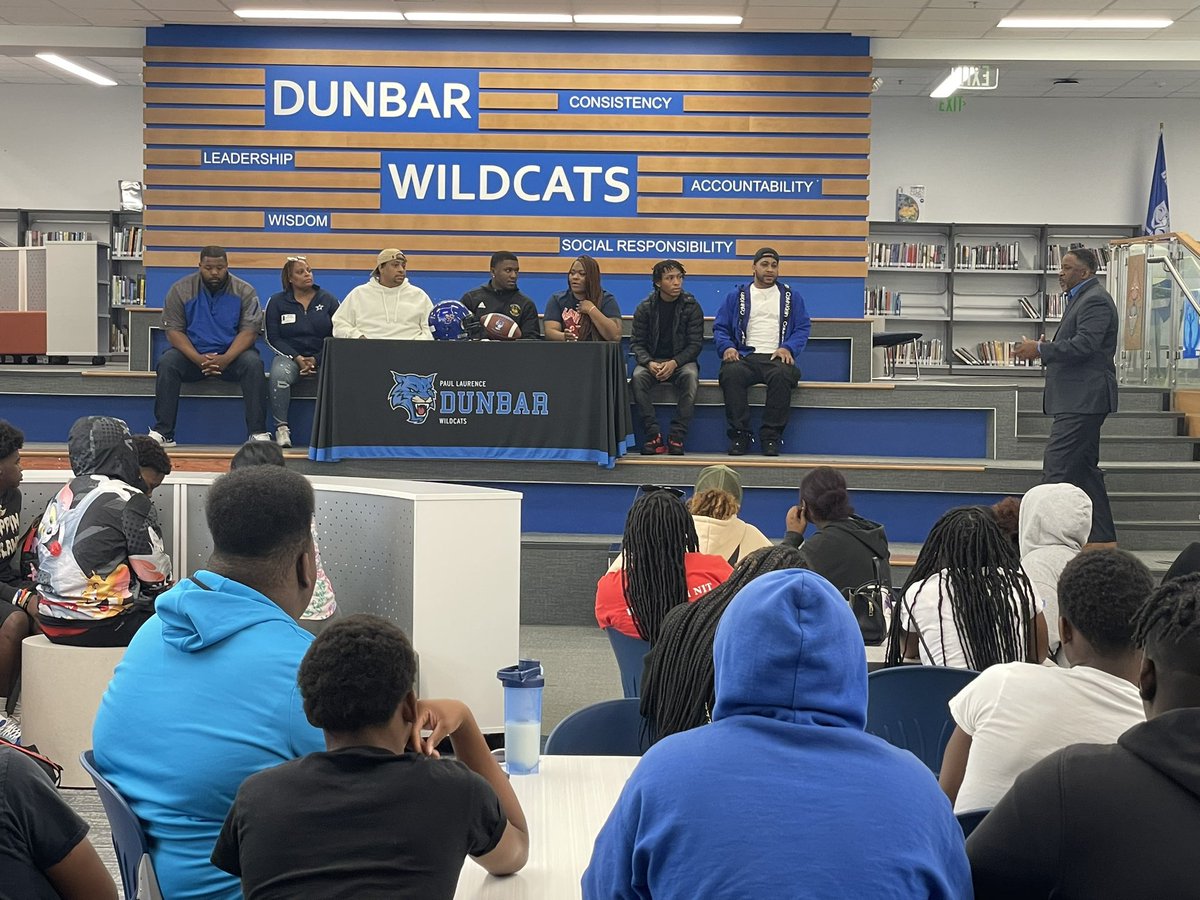 P.L. Dunbar Wildcats tweet media