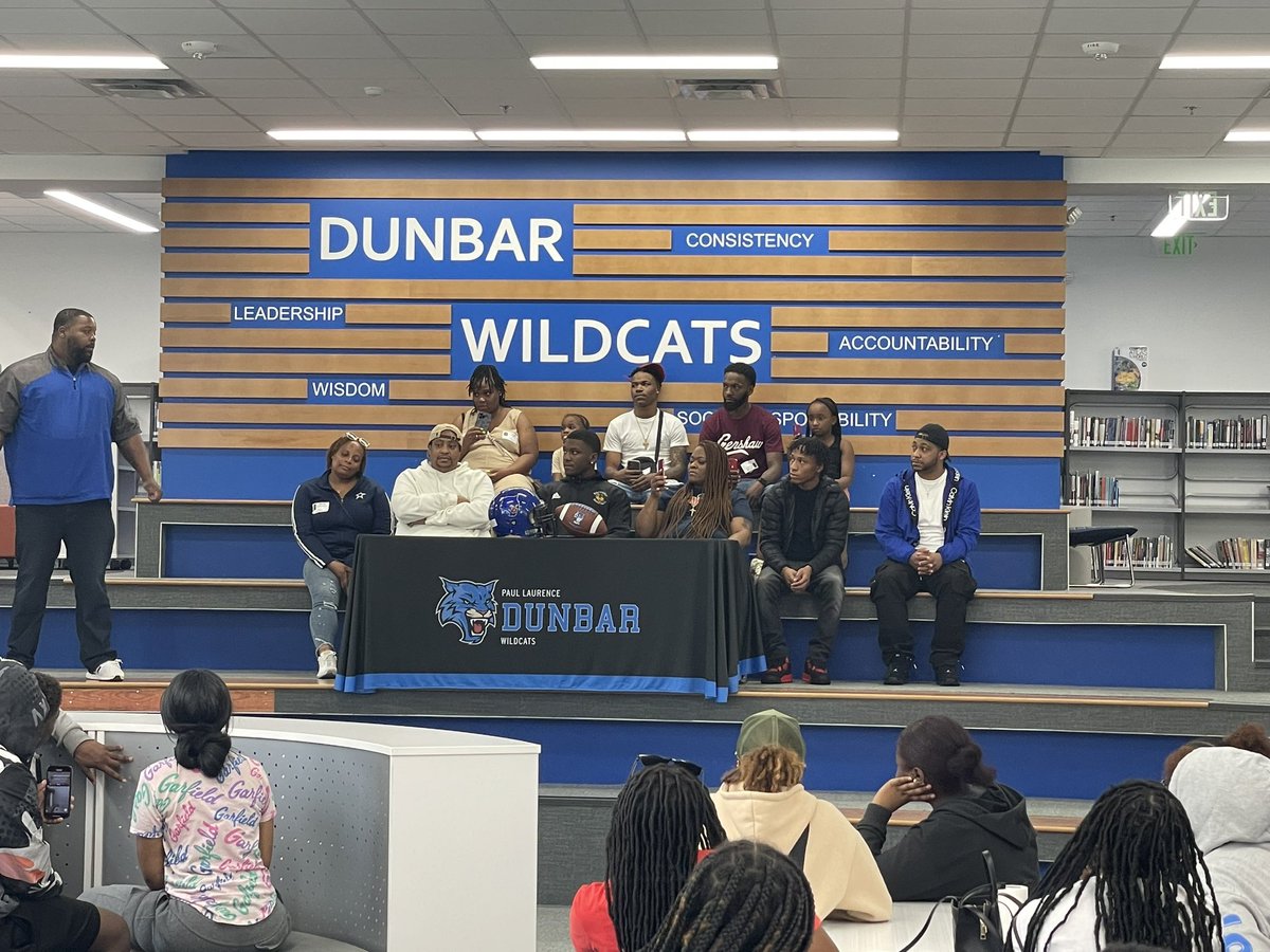 P.L. Dunbar Wildcats tweet media