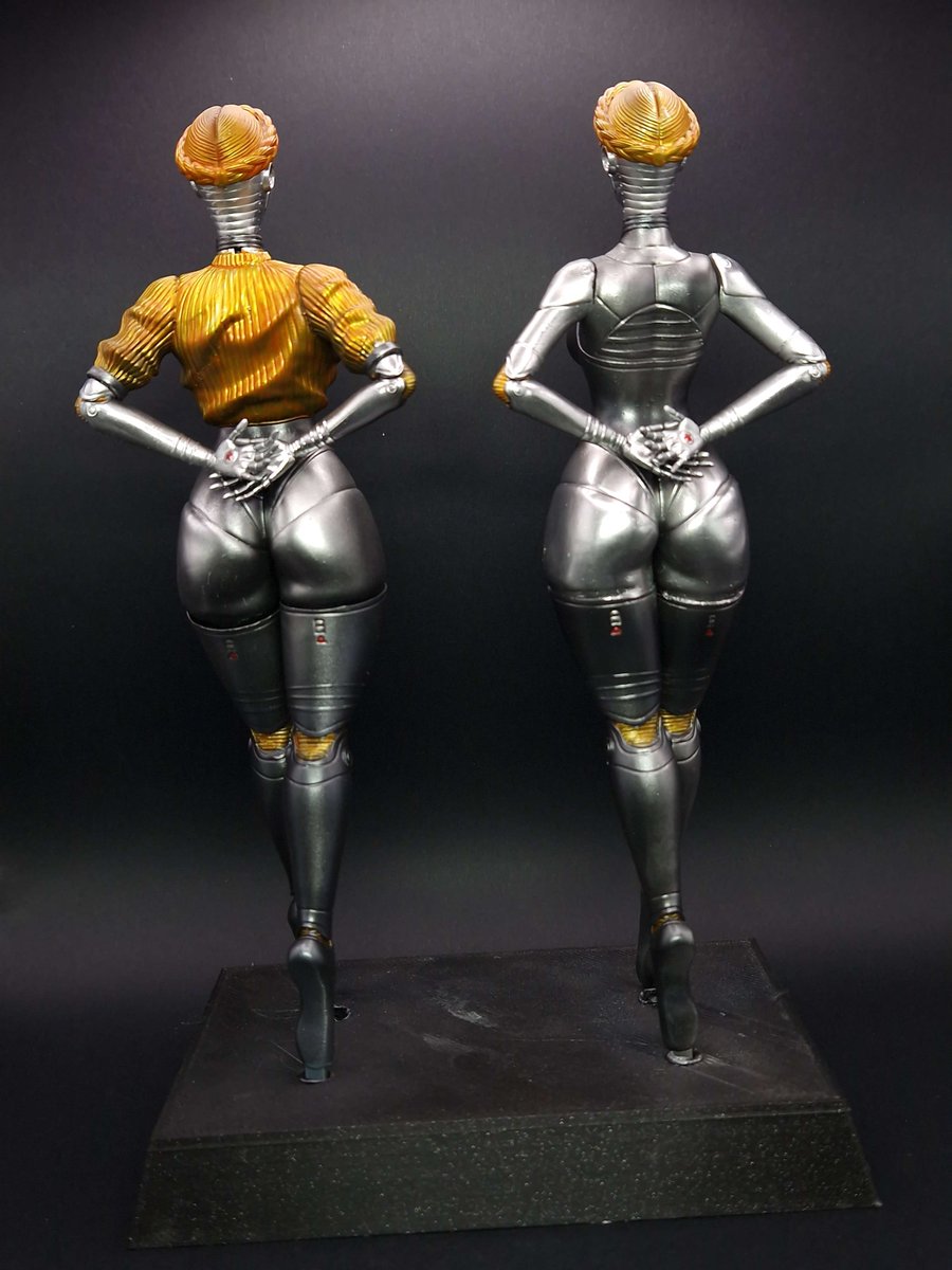 Reey_Print's tweet photo. The Twins from Atomic Heart, 3d printed and painted by me✨

 Model by KINA on cults 3D : https://t.co/sJTqZfdEL4 https://t.co/MVGbqFAmF4