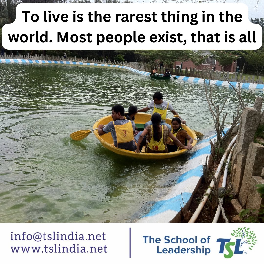 Most people live to accumulate things like wealth, social status, etc. But not many live the true individualism. In other words, rarely can people live for themselves without obsessing over what they own☺️✨
#entrepreneurship #coaching #love #leader #goals #leadershipdevelopment