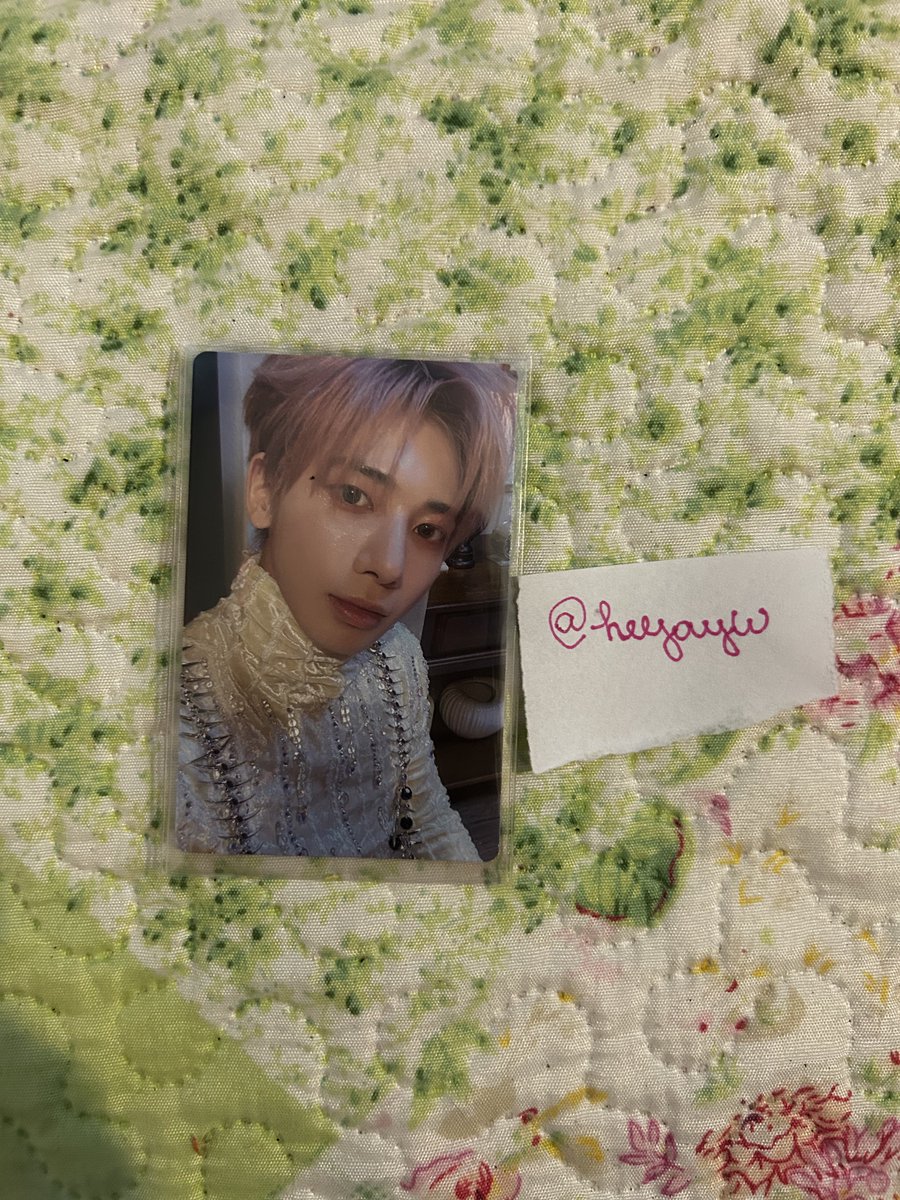 heejayw's tweet image. VENDO/VENDA 
taehyun lullaby! 
40 com frete incluso
tenho feedbacks positivos no fixado!
não reservo 🥹