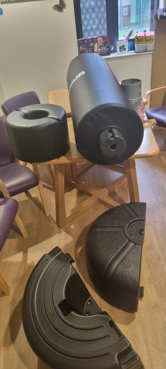 Claire78028760's tweet photo. Another how it started project for #teamprospect... today we built a punch bag as part of the "you said we did" the patient's are going to love it 😀  #therapyteam @itscaz4 @GMMH_NHS @AtherleighP https://t.co/IJulSsdYWB