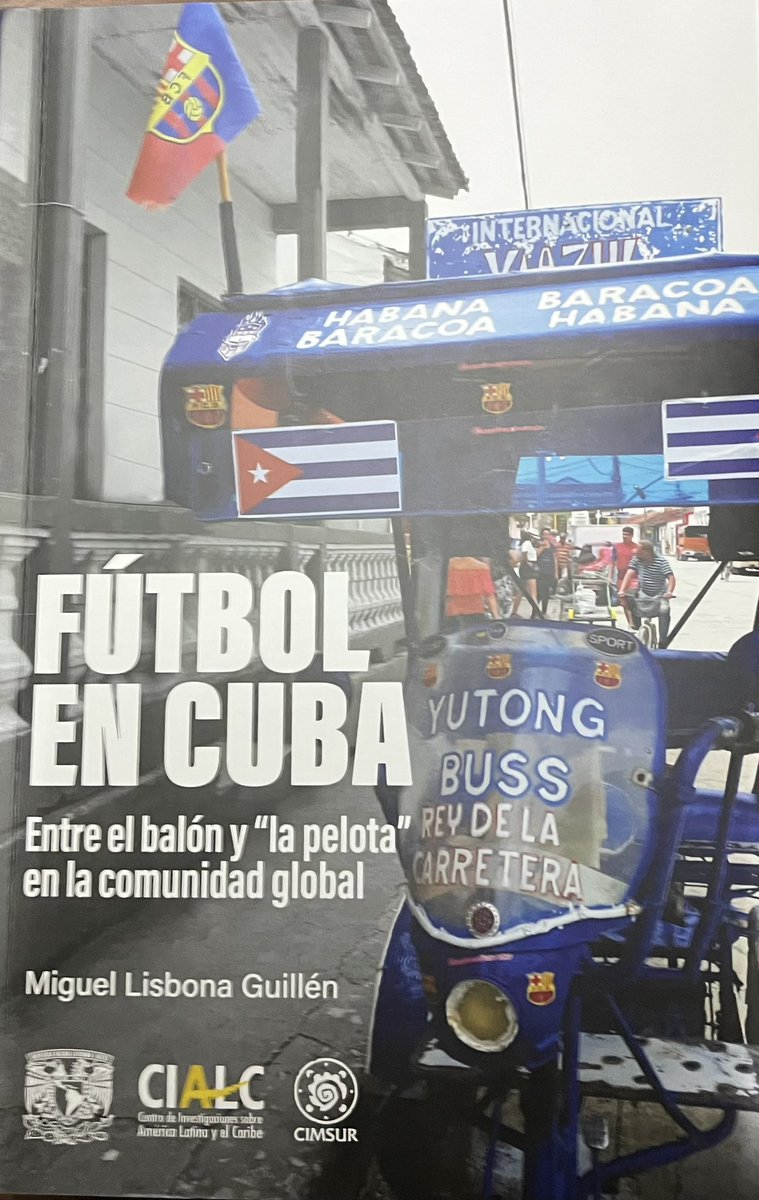 PSMendiguchia's tweet photo. A la larga lista de intelectuales que escribieron sobre fútbol, Alberti,  Camus, Vázquez Montalbán, Eduardo Galeano, Pérez Gay, Juan Villoro, León Krauze, @fabregas_puig, se suma ahora el prolijo escritor catalán/chiapaneco Miguel Lisbona Guillén.

Bravo, querido Miguel!!! https://t.co/XeeWtVWlRH