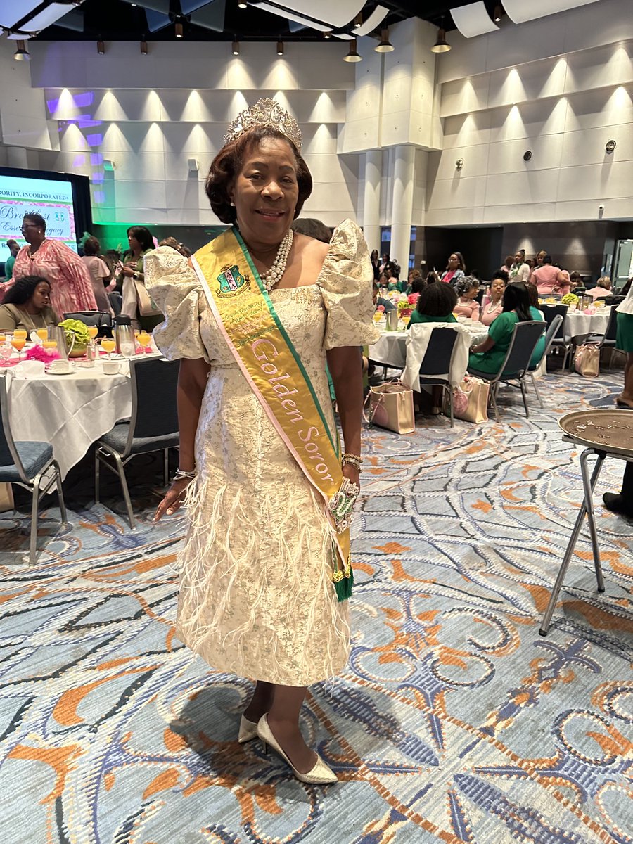 Golden Soror Dawn-Josephs- Williams ABO.