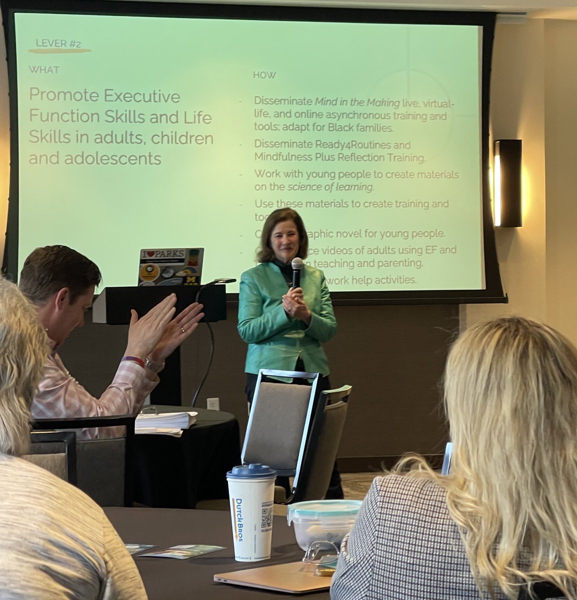 HallTrin's tweet photo. So much wisdom shared by @ellengalinsky at the @AASAHQ Early Learning Cohort gathering.  

Teach executive function well, create effective learning and work place environments, have a “possibilities mindset”, and more! So good!  

Check out Mind In the Making @MITMNews https://t.co/uGx1AklgxM