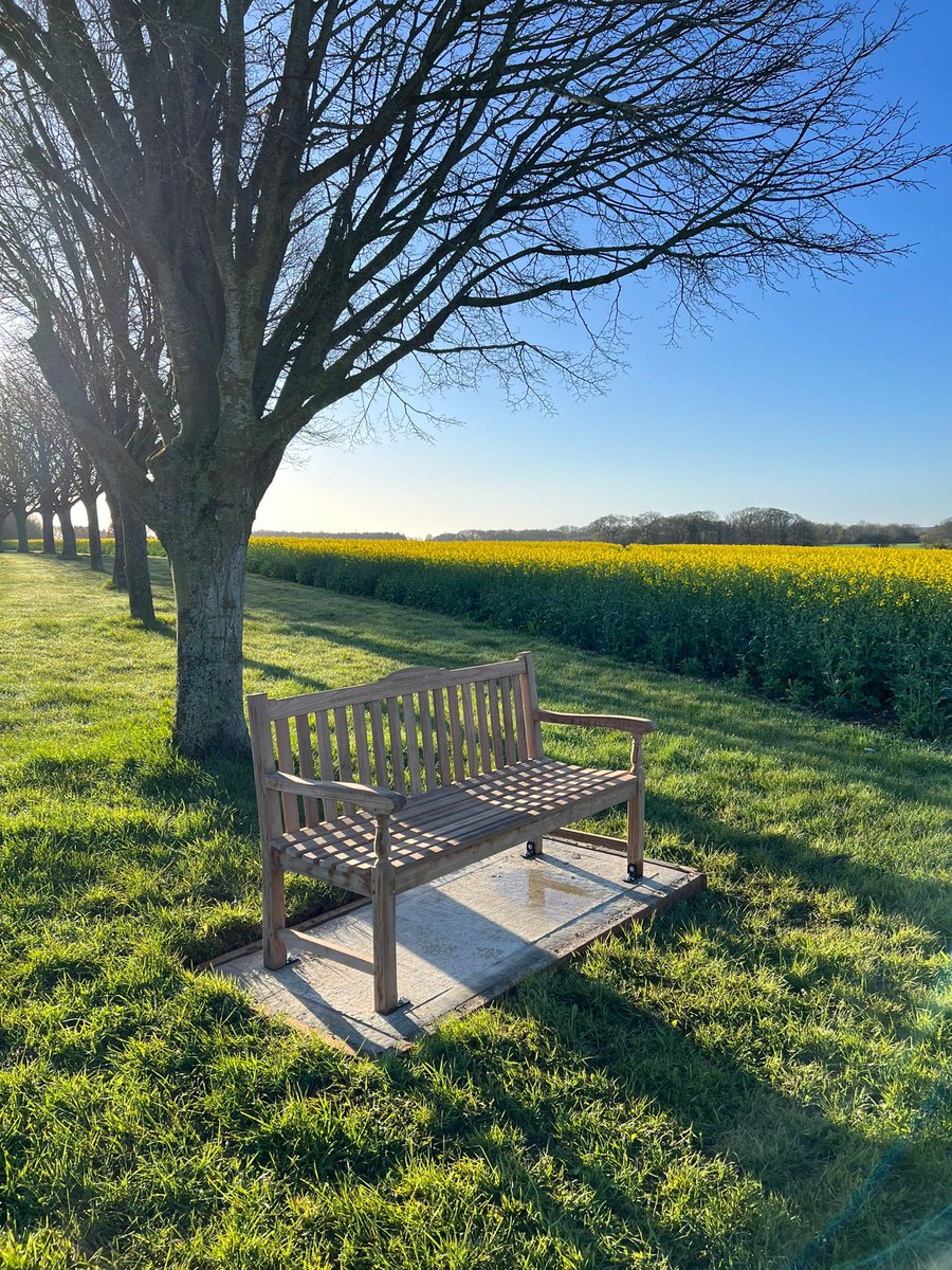 Raynham Estate tweet media