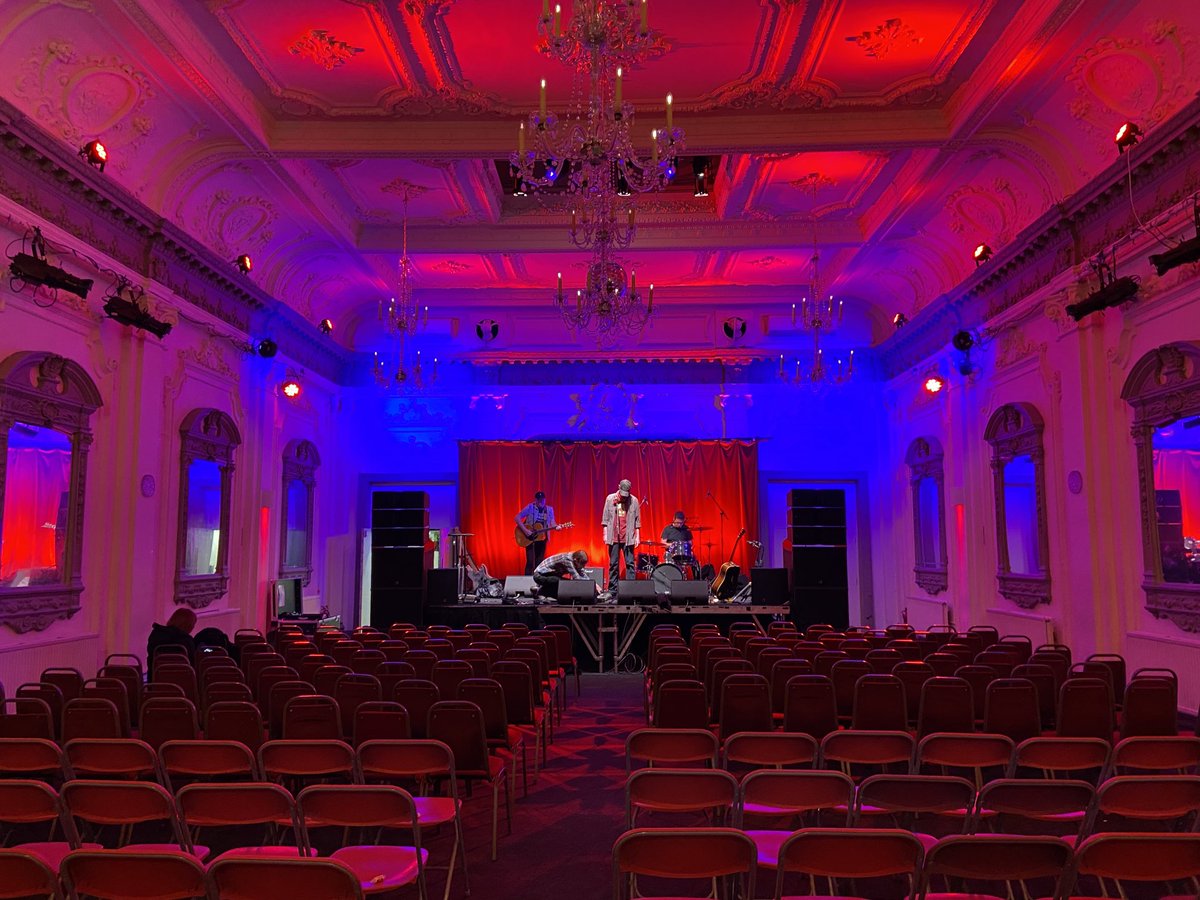 Soundcheck in the beautiful ⁦@Bushhallmusic⁩ for tonight’s gig Rich Hall and Friends to raise money for ⁦<a href="/MaggiesCentres/">Maggie's Centres</a>⁩