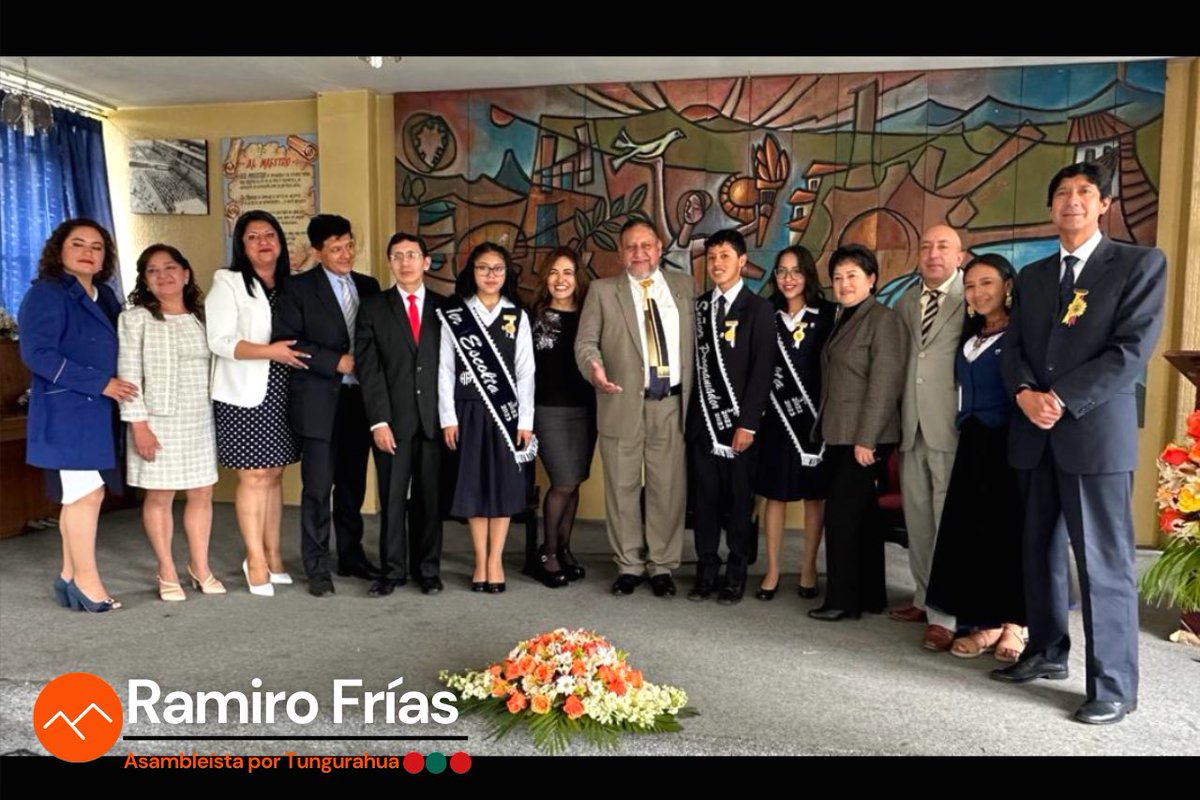 🟠 El día de hoy, asistí al evento de celebración por el 25° Aniversario del Día del Programador, en la UE Hispano América.  ¡Reconocemos la importancia de la educación tecnológica y su impacto en la formación de profesionales capaces de enfrentar los retos del mundo actual 💪🏻!