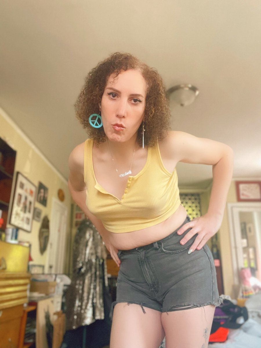 TransPussycat's tweet photo. Hot girl summer has arrived 👙☀️🏖️💫💕 https://t.co/wamKEukBRE