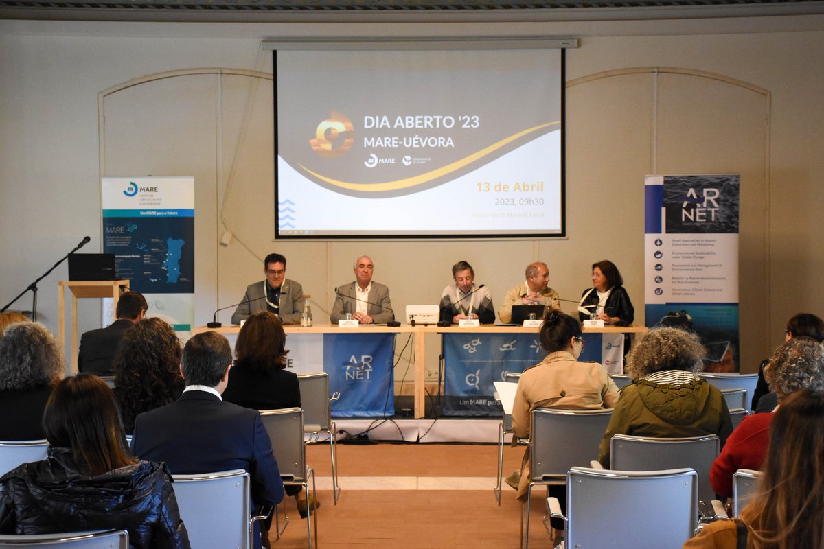 MAREscience's tweet photo. 84 people attended MARE-UÉvora's Open Day to hear about MARE's research and innovative scientific approaches in Alentejo. "It's extremely satysfying to see the enthusiasm with which our researchers talk about their work"says Pedro R. Almeida, MARE's Director. @divcomuevora https://t.co/8ks581quiv
