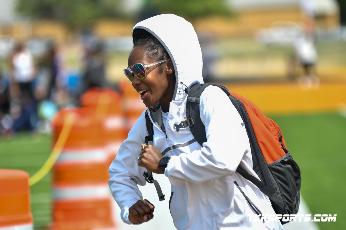 txkSports's tweet photo. Texas High Tiger coach Aubrey doing what she loves!  The track thing is #INTHEFAMLY!
@TexasHighTrack https://t.co/1yJnxxbYnh