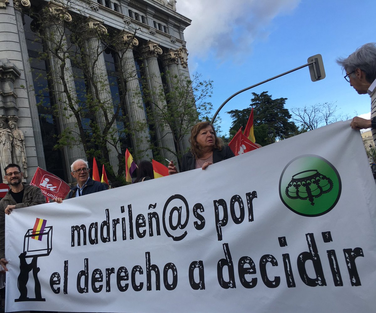 MadridDerechoDecidir tweet media