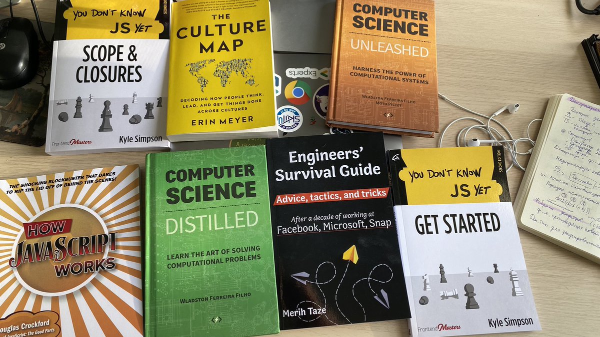 Lik04ka's tweet photo. I love physical books! 📚
The process of turning pages brings me joy. ☺️

I value books with good infographics and clear language that make knowledge accessible.

What's your favorite book about your profession?
 #physicalbooks #knowledge #reading https://t.co/kHiVLw7KFx