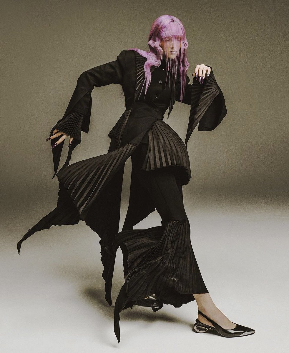 robert wun ss23 couture x staccato shoe collaboration photographed by zhong lin