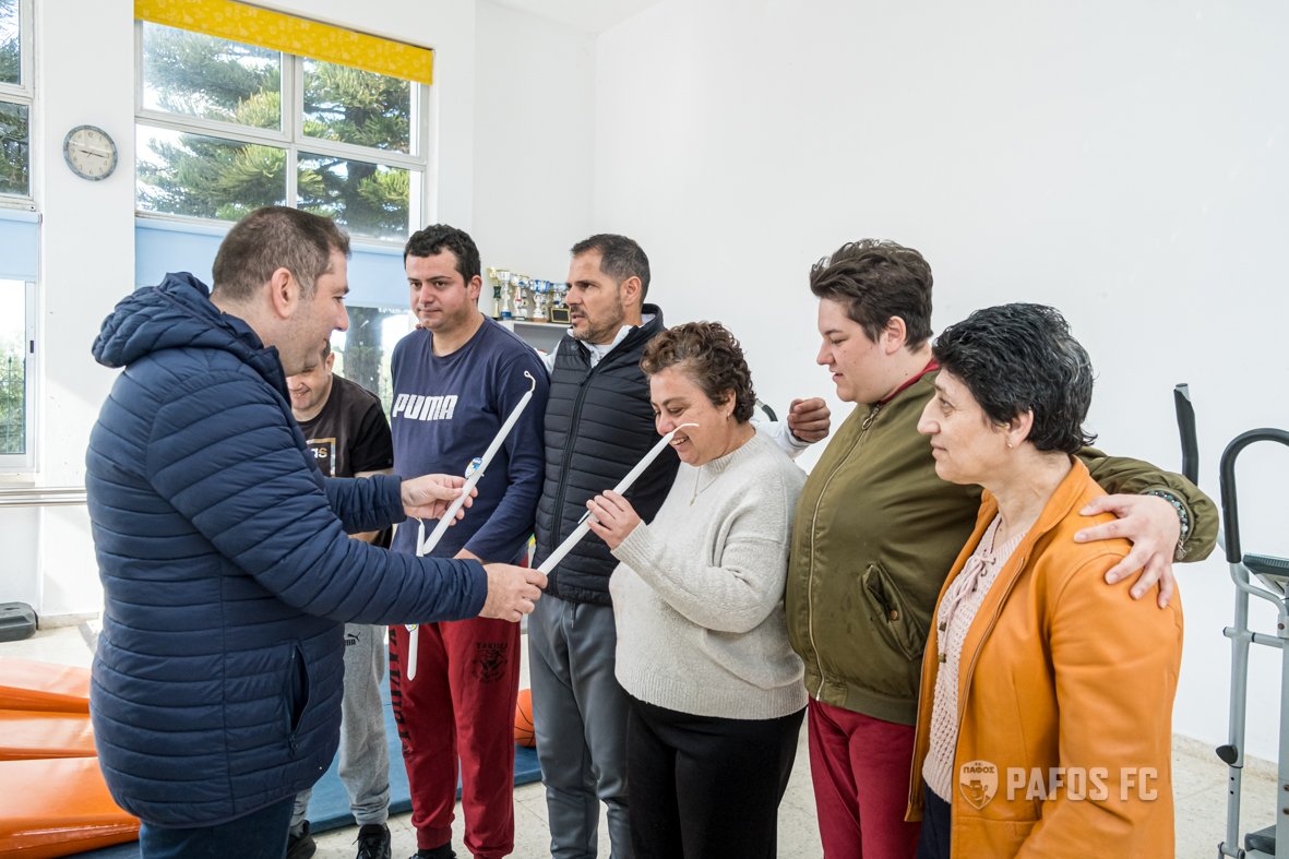 pafosfcofficial's tweet photo. Community Actions
..our Club, our Community!
Members of our team visited "Margarita Liasidou" institute for people with special needs and the institute for people with Autism, handing out to the members and the personnel Pafos FC Easter candles.
#pafosfc #CommunityActions https://t.co/9KvbovknU8