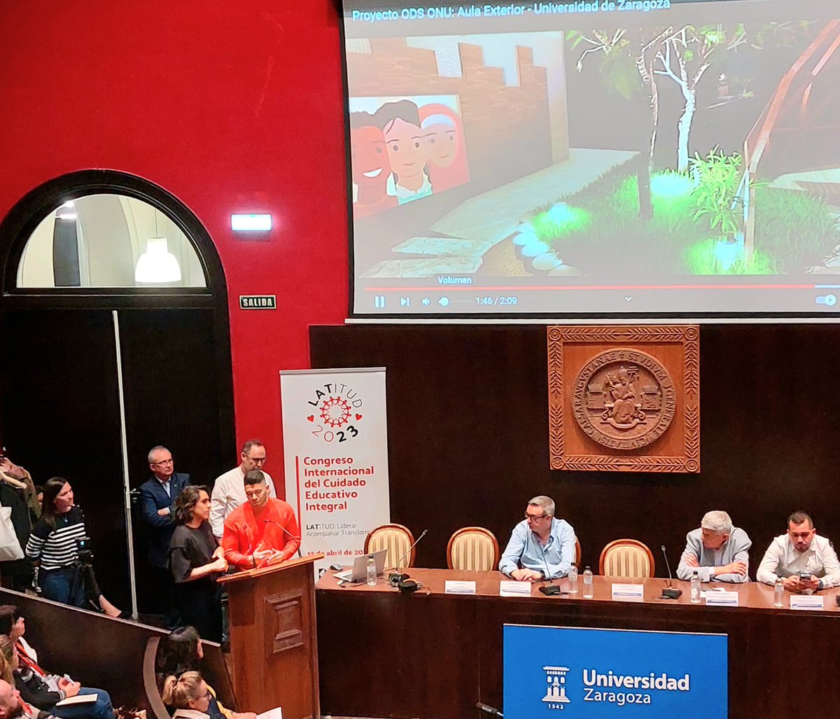 Cpifp_Corona's tweet photo. @Cpifp_Corona Un interesante congreso internacional de la cátedra Edelvives el cuidado educativo en el que hemos participado. https://t.co/eFoPXaZAcj