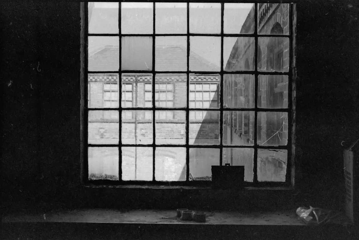 F_UrbanPhoto's tweet photo. Scanning #film ~ #35mm film for the latest #thepauseproject in the Jewellery Quarter #brum https://t.co/TsqAIHMOL5