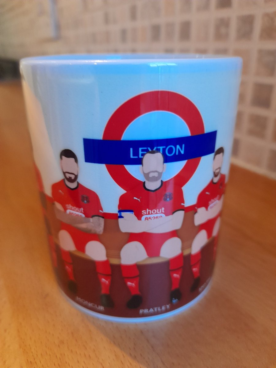 PrintsbyPablo's tweet photo. GIVEAWAY TIME!!! I'm giving away one of my Leyton Orient Class of 2022/23 mugs to one lucky winner ⚽ All you have to do is FOLLOW me and retweet this tweet 🎁 Winner announced on Tues evening! Good Luck!!! 🤞
#giveaway #LOFC #leytonorientfc #Leytonorient #leyton #onlyoneorient https://t.co/b5DbC4Ouff