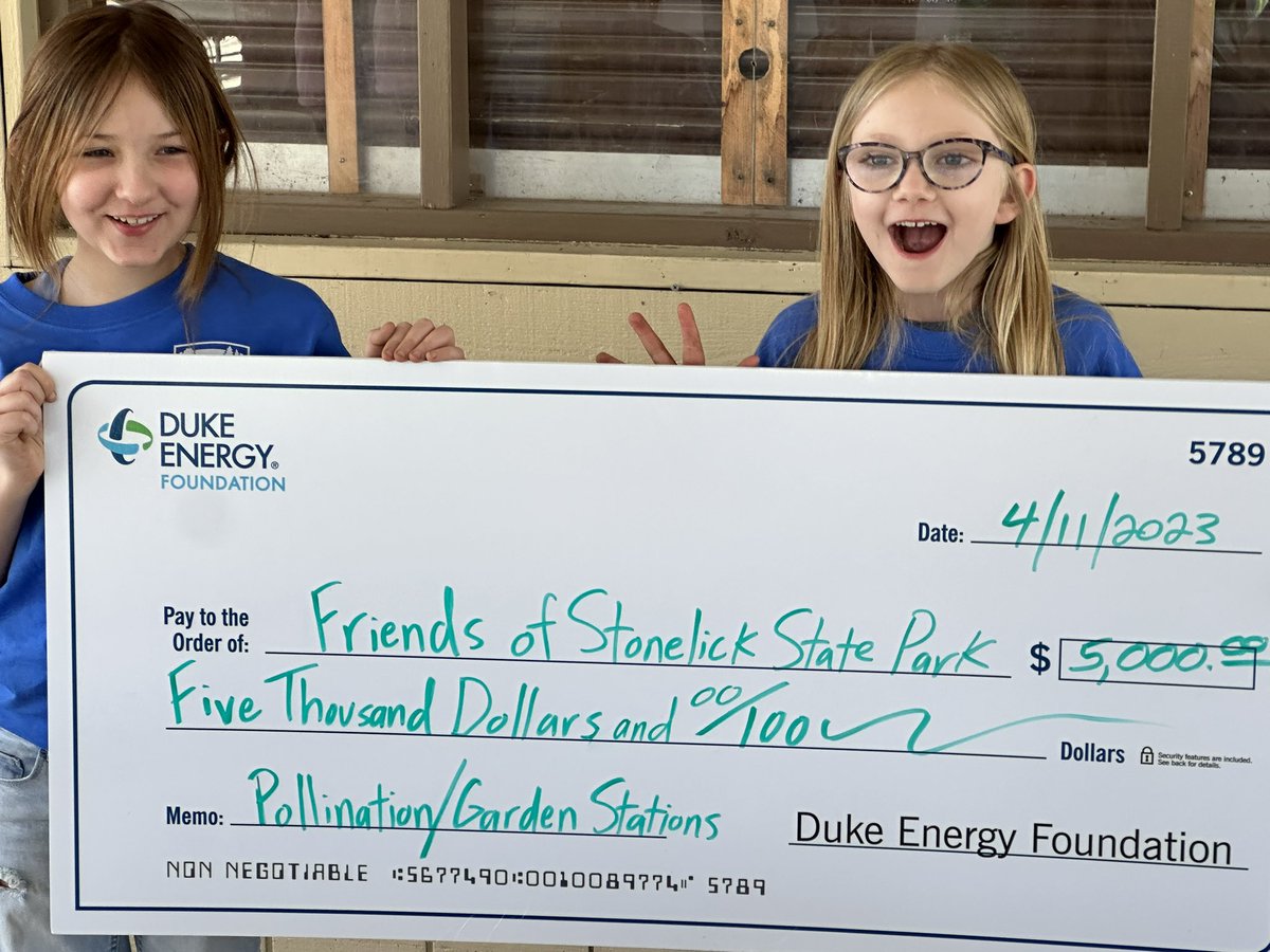 DE_ChadShaffer's tweet image. Congrats to ‘Friends of Stonelick State Park’ on their $5k Duke Energy foundation grant in support of a pollinator garden project along the lakeside trail. Pollinators help expand native plants, support bee populations and enhance climate resiliency. 🐝 🌎