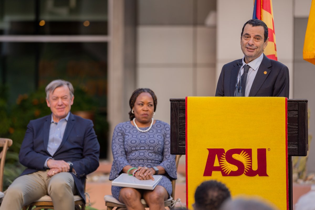 ASU's tweet photo. The Downtown Phoenix campus residence hall, Taylor Place, is officially now #GordonCommons in honor of former Phoenix Mayor Phil Gordon’s legacy and shining efforts in expanding @ASU to downtown Phoenix. https://t.co/8oY0hHyKb4
