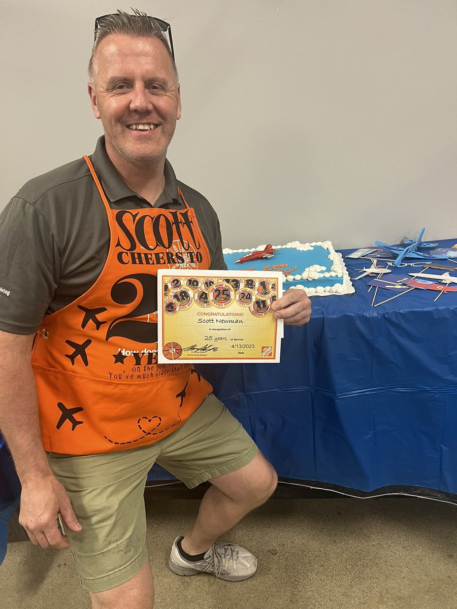 Lafayette Home Depot tweet media