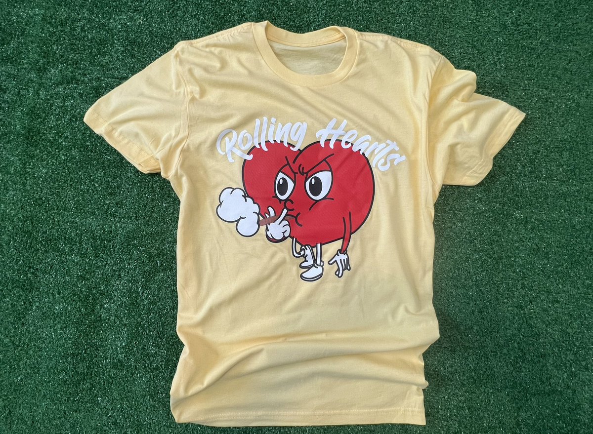 rollinjayy's tweet photo. New Merch ❤️‍🔥 $25 each ❕3 for $65 🚨Come shop ‼️ https://t.co/uJ9w8XgPj6