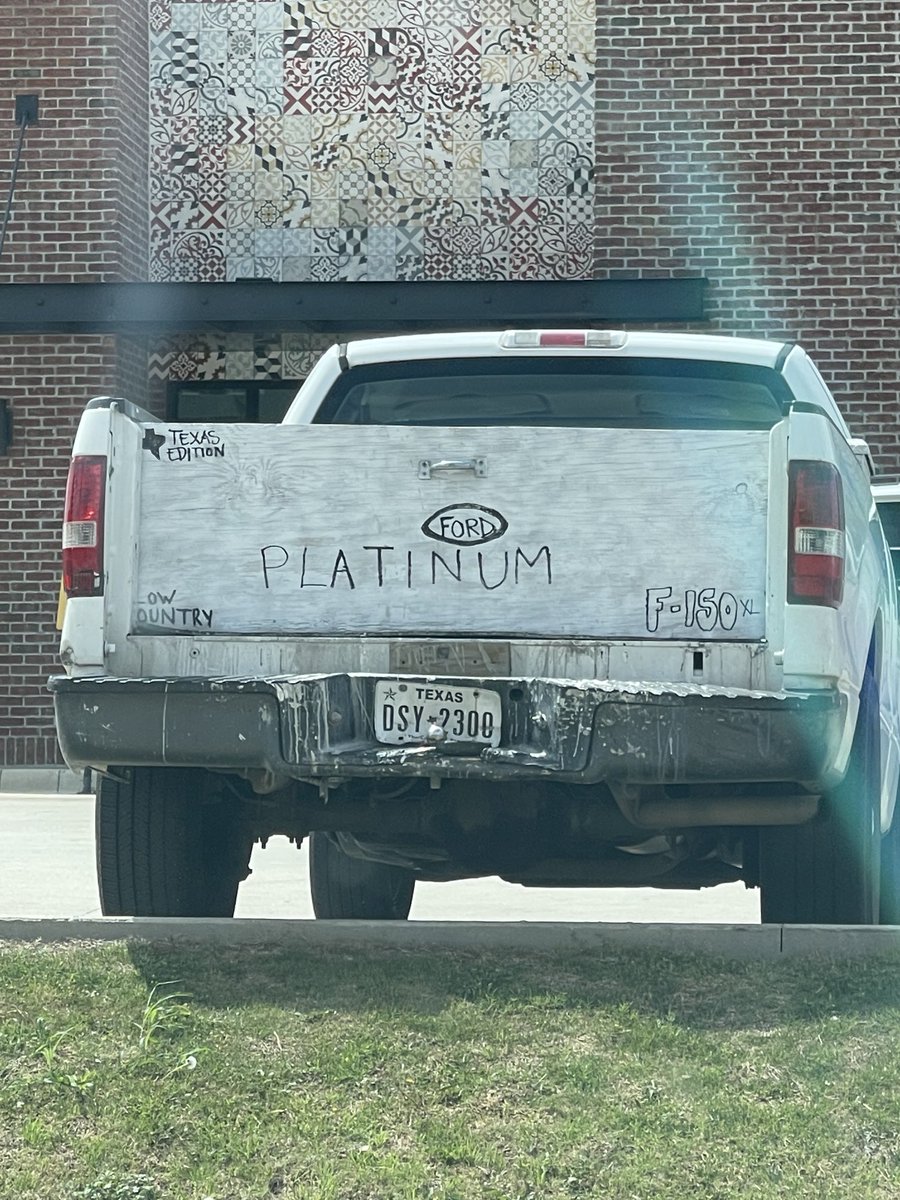 jiminarlington's tweet photo. 😊 #TexasEdition @Ford https://t.co/cAOMZuhRcv