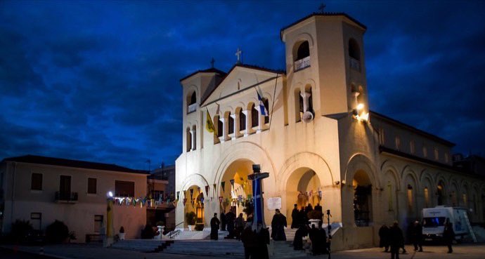 realsparta_gr's tweet photo. 🕯️Μεγάλο Σάββατο αύριο 
Αν βρεθείτε στην πόλη της Σπάρτης λάβετε μέρος στην Τελετή της Αναστάσεως και στην Αναστάσιμη Θεία λειτουργία στον Ιερό Ναό του Οσίου Νίκωνος &amp; βιώστε με ξεχωριστό τρόπο την ιδιαίτερη αυτή ημέρα σ’ένα κλίμα κατάνυξης,λαμπρότητας και πνευματικής αγαλλίασης https://t.co/OFGGxKyXT2