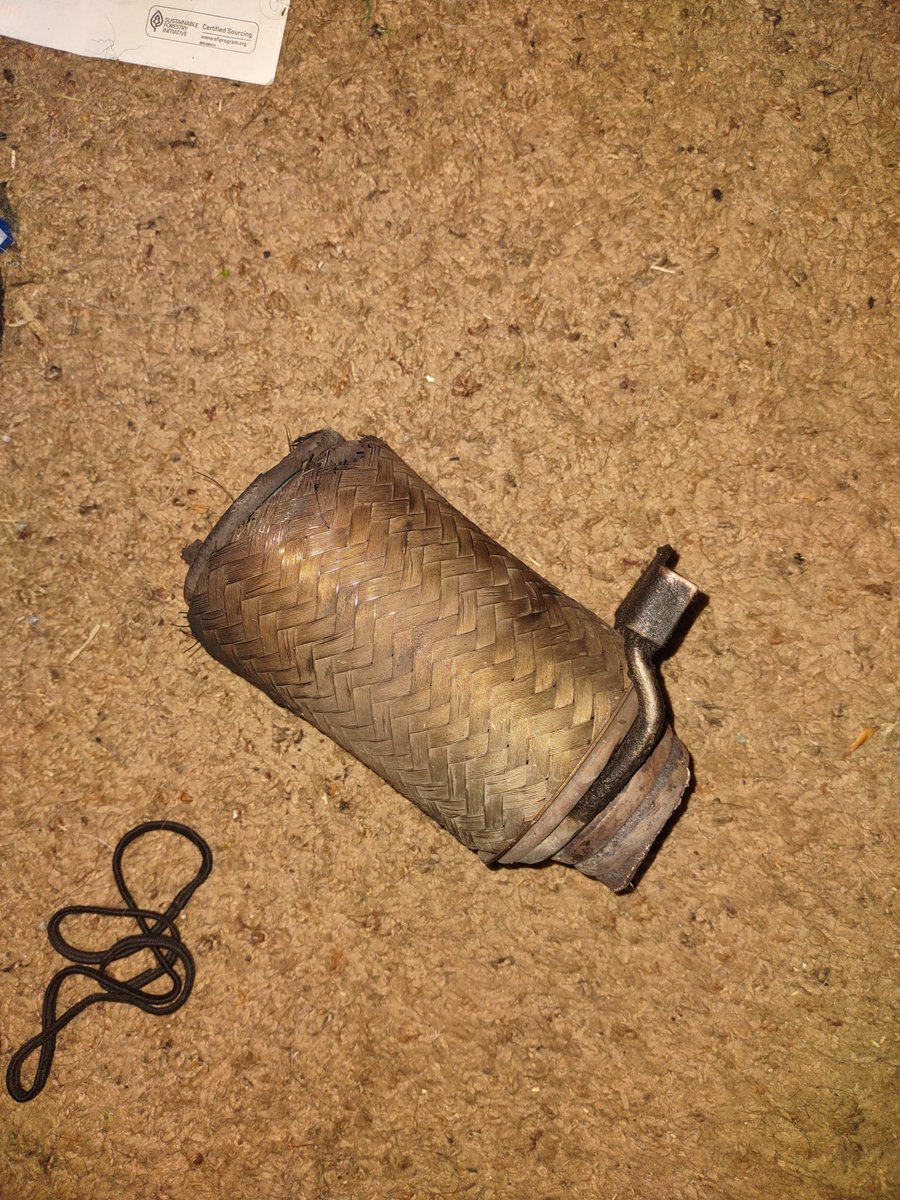 Broken flex pipe knew I blew it in that race lol