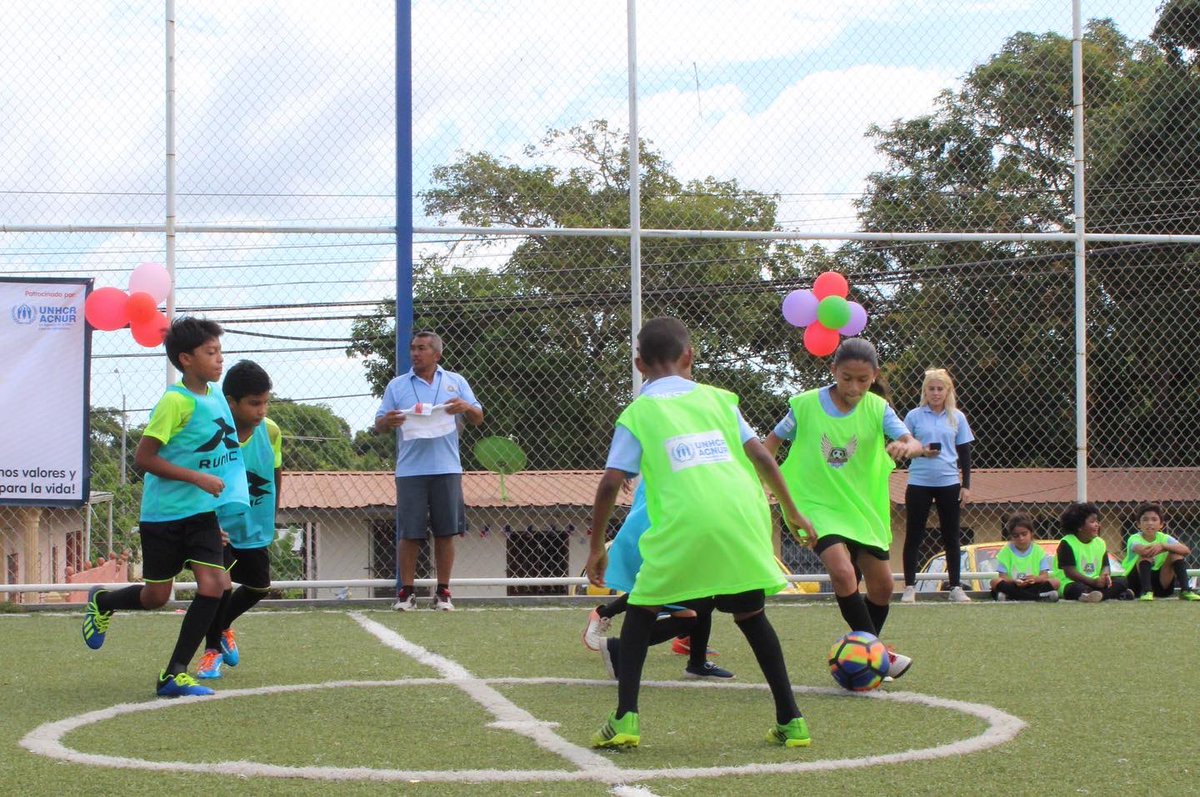 FccPty's tweet photo. Con aliados como @acnurpanama usamos el fútbol ⚽️como herramienta de integración y oportunidad para migrantes y solicitantes de asilo.
#fccpty #panama #valores #inclusion #futbol https://t.co/YqBW1D2J0S