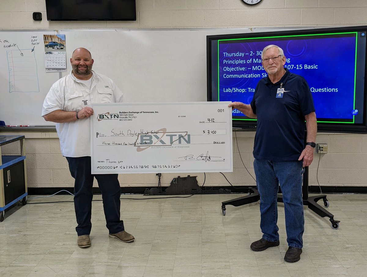 Katie DeVinney tweet media