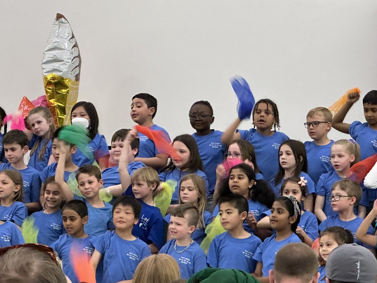 Nathan_Decker's tweet photo. We ended last night with Taylor’s 2nd grade concert and started this morning with her MVP breakfast.  Both were awesome! @MasonSchools https://t.co/6XGQwKY8h0
