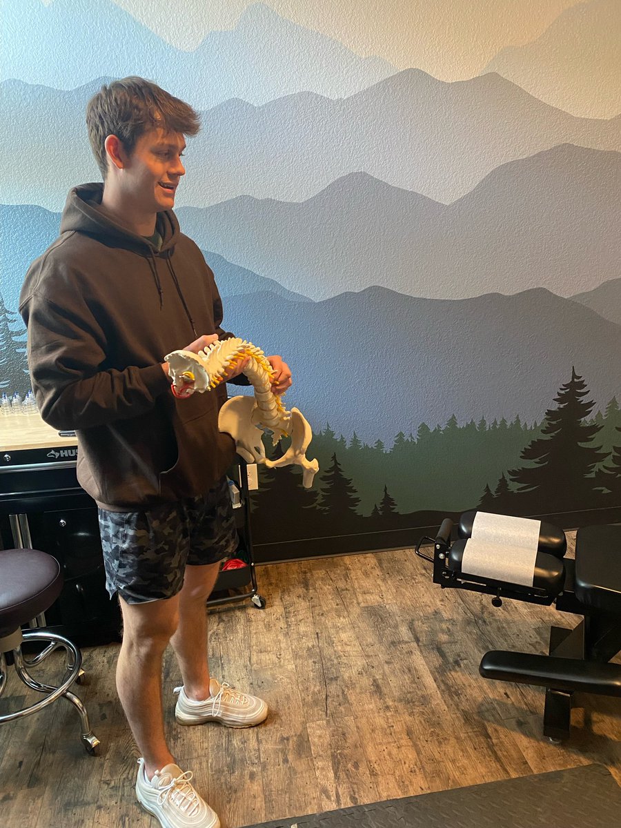 RebeccaWBLC's tweet photo. @ErieHighSchool student Holden Pantier is interning at @wurthchiro this semester learning the ins and outs of office management, patient care and exploring his passion for helping others in the field of medicine. @CETC_SVVS #WBL https://t.co/nxpryZCFc6