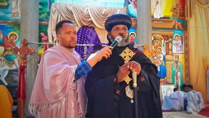 kirub2927's tweet photo. "ቤተክርስቲያን የምታስተምረውን ትምህርት የምትሰብከውን ወንጌል ሰምቶ ፍሬ ማፍራት እንጂ አዳምቆ መሄድ ብቻ እንዳይሆንና በባህል መልክ ተሰብስበን ሳይገባን እንዳንለያይ ልናስተውል ይገባል።"
(ብፁዕ አቡነ መልከጼዴቅ) https://t.co/72p0IKkbqx