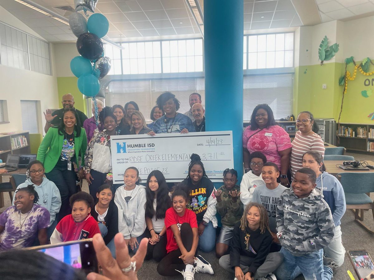 LibraryRidge's tweet photo. Words cannot express how happy I am today! Thank you Humble ISD Education Foundation for funding my vision!!!! @HumbleISD_RCE #CubCommUNITY #thehumblelibrarian @PtaRidge #goldentickettoreading #releasethemagic https://t.co/2953i4lIIG