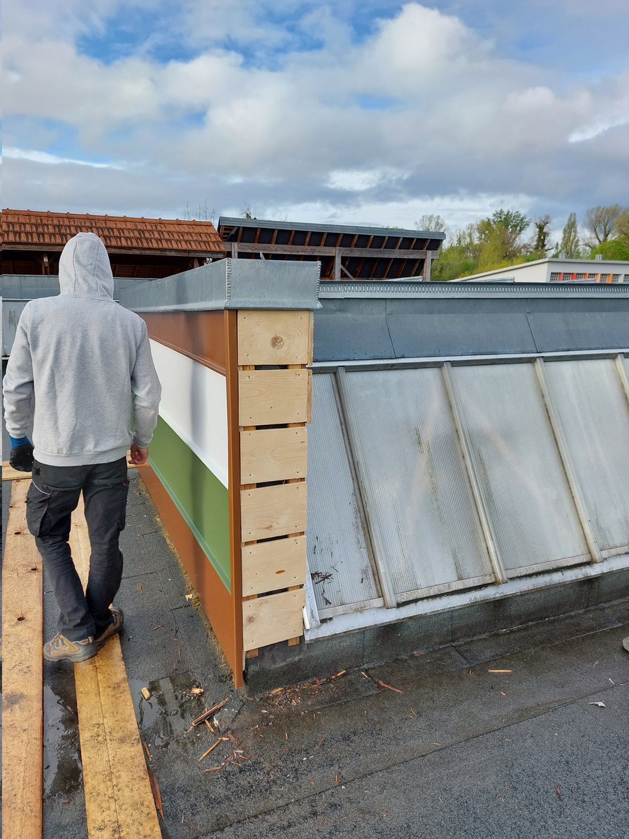 LyceeSixte65's tweet image. Formation #greencoatplx pour nos CAP Couvreur. Super boulot. Merci greencoatplx